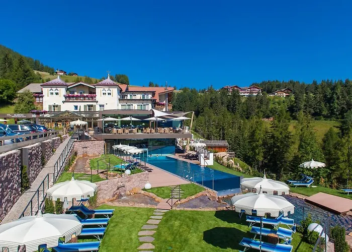 Hotel Albion Mountain Spa Resort Dolomites Ortisei